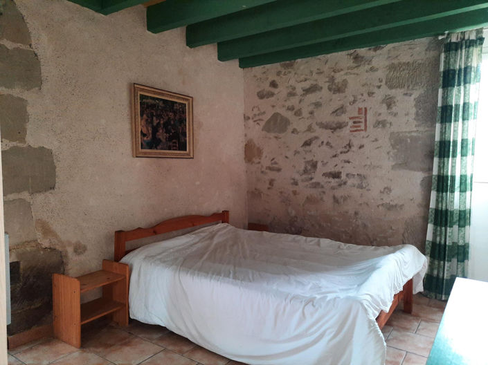 Image No.14-7 Bed House for sale