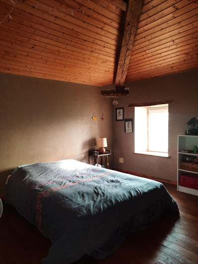 Image No.8-7 Bed House for sale