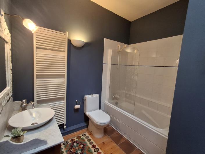 Image No.7-4 Bed Village House for sale