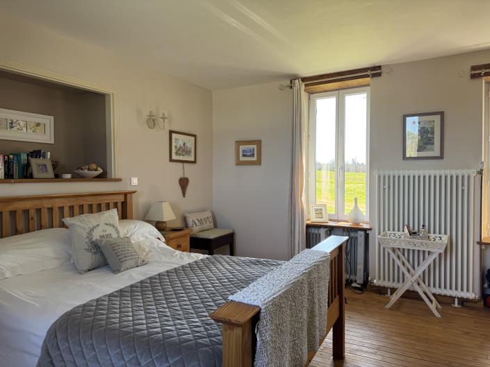 Image No.9-4 Bed Farmhouse for sale