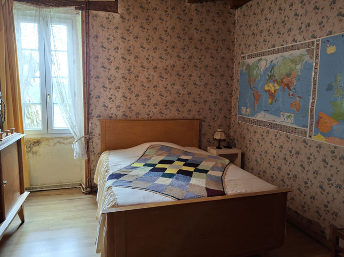 Image No.5-8 Bed House for sale