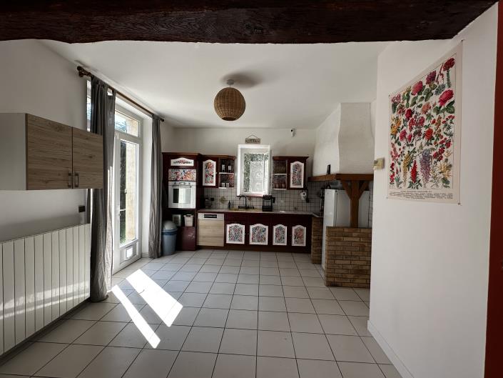 Image No.10-4 Bed Country House for sale