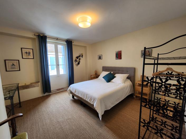 Image No.12-3 Bed Village House for sale