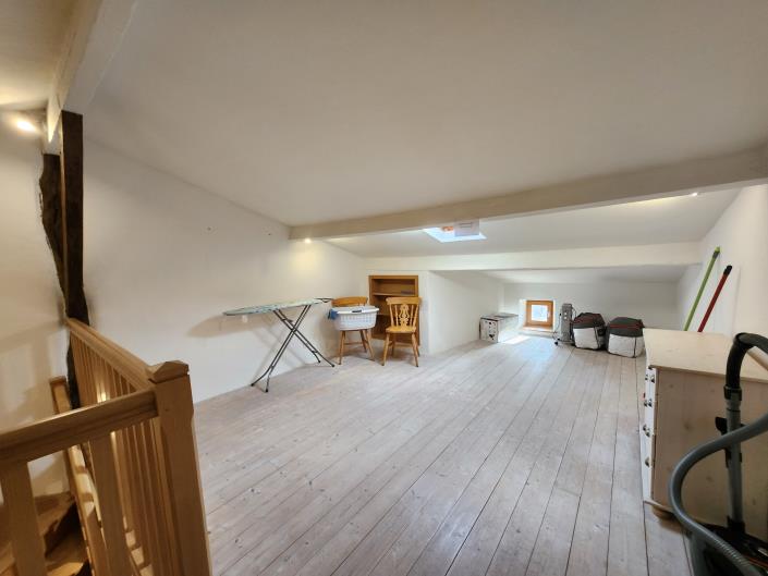 Image No.16-3 Bed Village House for sale