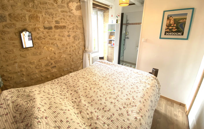 Image No.10-3 Bed House for sale