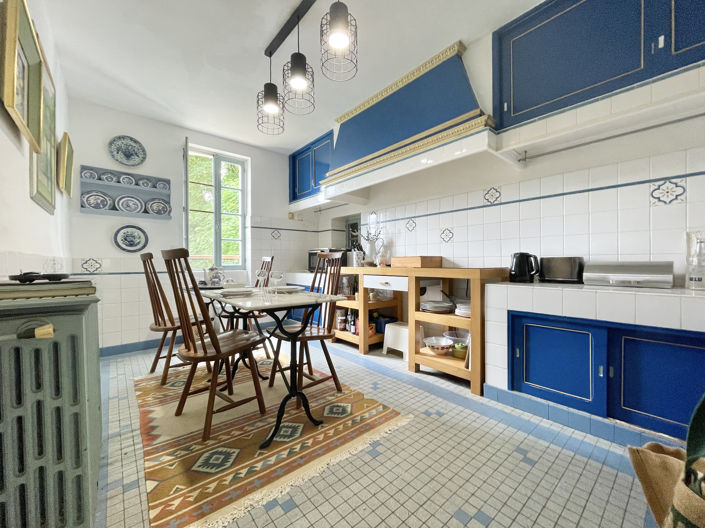 Image No.3-4 Bed House for sale