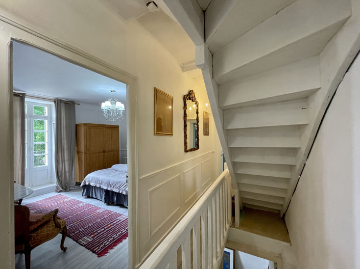 Image No.5-4 Bed House for sale