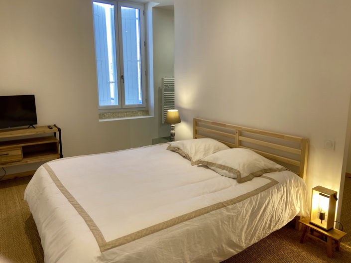 Image No.17-4 Bed House for sale