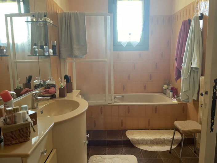 Image No.16-4 Bed House for sale