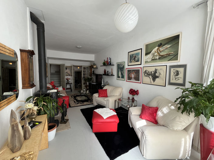 Image No.2-2 Bed House for sale