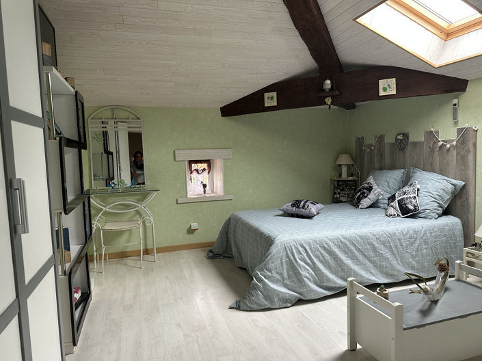 Image No.15-4 Bed House for sale