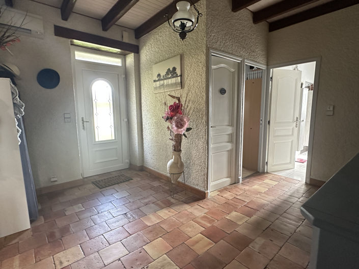 Image No.5-4 Bed House for sale