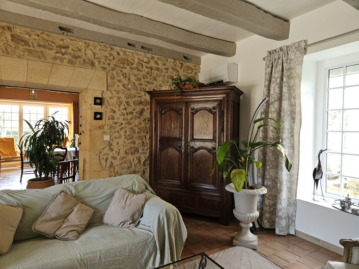 Image No.17-4 Bed House for sale