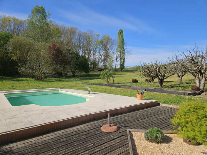 Image No.2-4 Bed House for sale