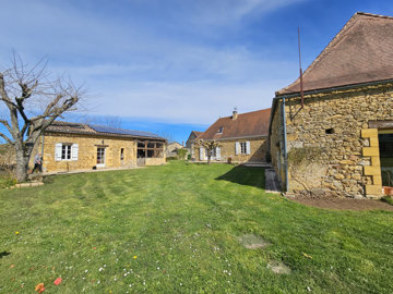 1675863676