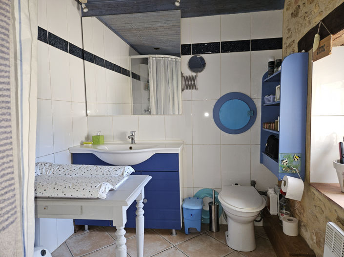 Image No.9-4 Bed House for sale