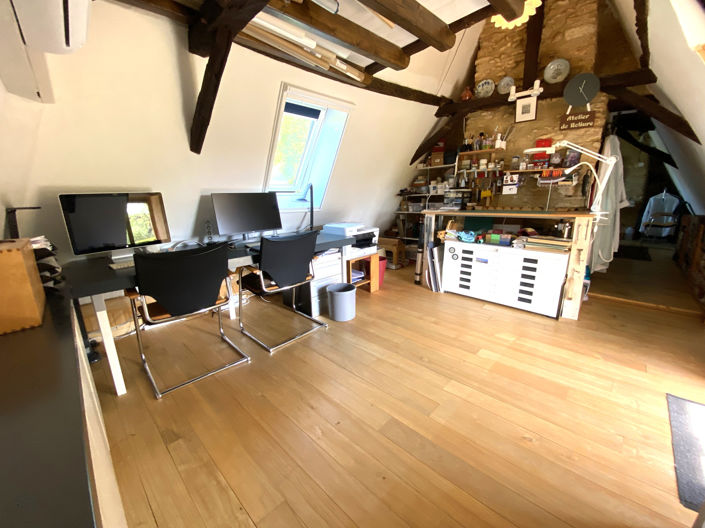 Image No.12-2 Bed House for sale