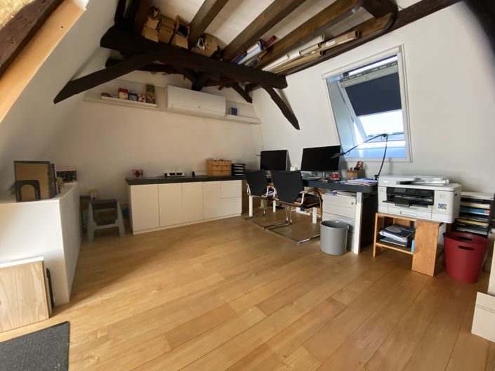 Image No.17-2 Bed House for sale