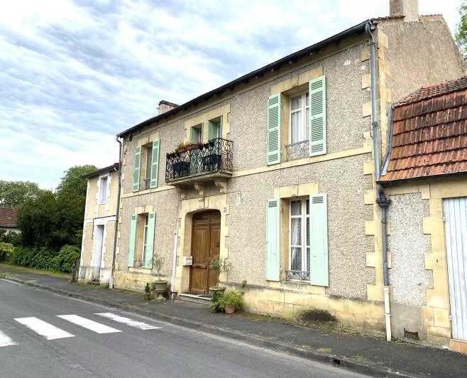 Image No.1-3 Bed Village House for sale