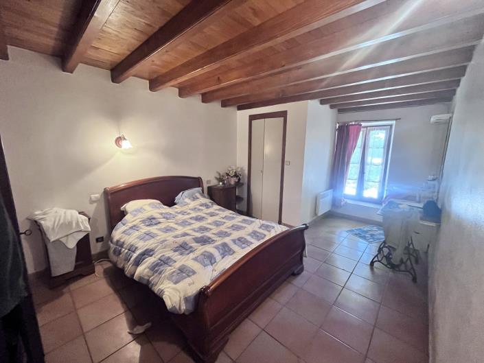 Image No.17-6 Bed Country House for sale