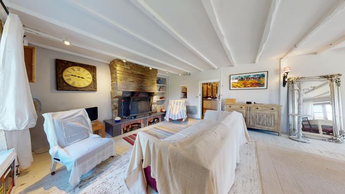 Image No.2-3 Bed Village House for sale