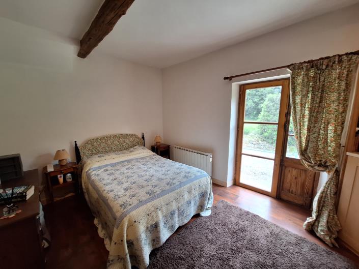 Image No.17-3 Bed Country House for sale