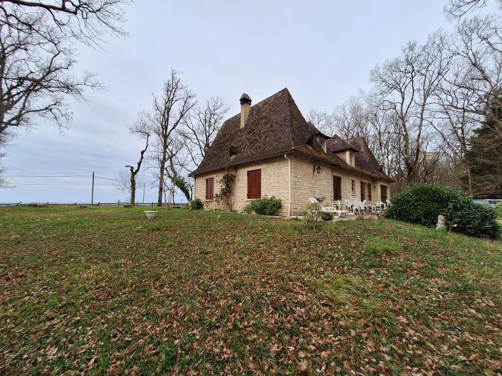 Image No.14-4 Bed Bungalow for sale