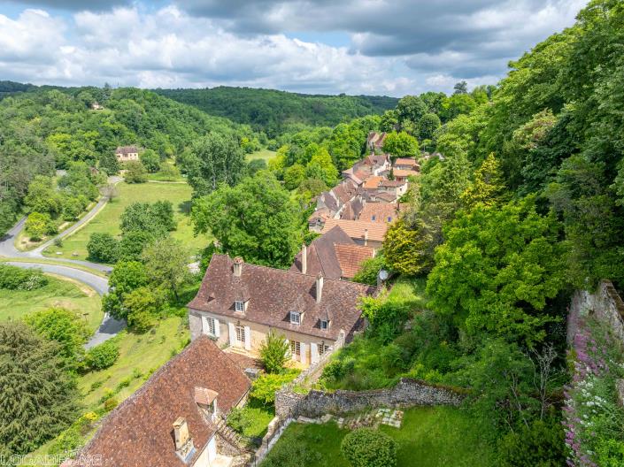 Image No.22-4 Bed Chateaux for sale