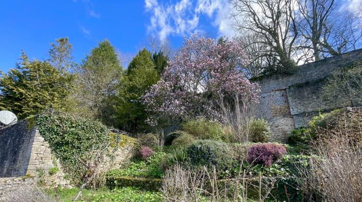 Image No.30-4 Bed Chateaux for sale