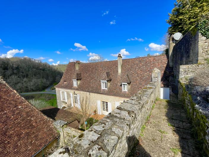 Image No.31-4 Bed Chateaux for sale