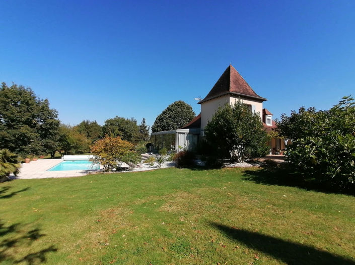 Image No.1-5 Bed House for sale