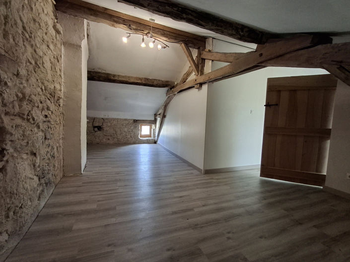 Image No.10-3 Bed House for sale