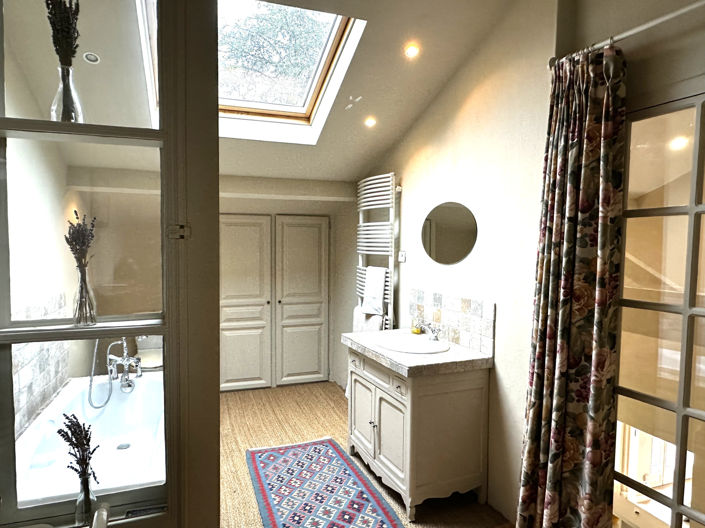 Image No.14-4 Bed House for sale