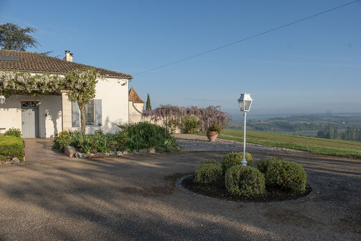 Image No.19-4 Bed House for sale