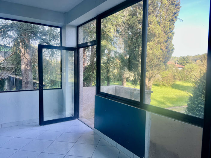 Image No.4-5 Bed House for sale