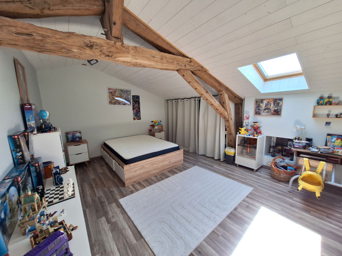 Image No.14-8 Bed House for sale