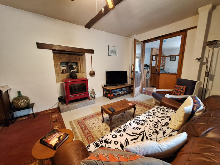 Image No.10-3 Bed House for sale