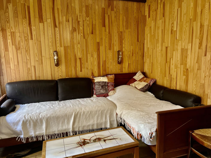 Image No.10-5 Bed House for sale