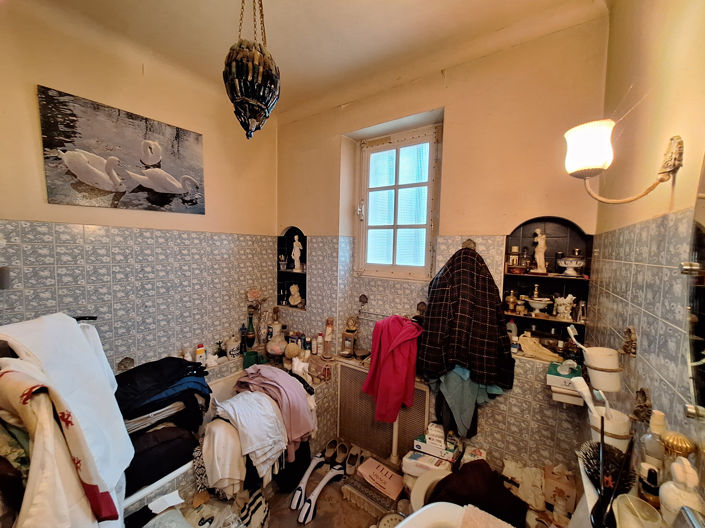 Image No.12-4 Bed House for sale