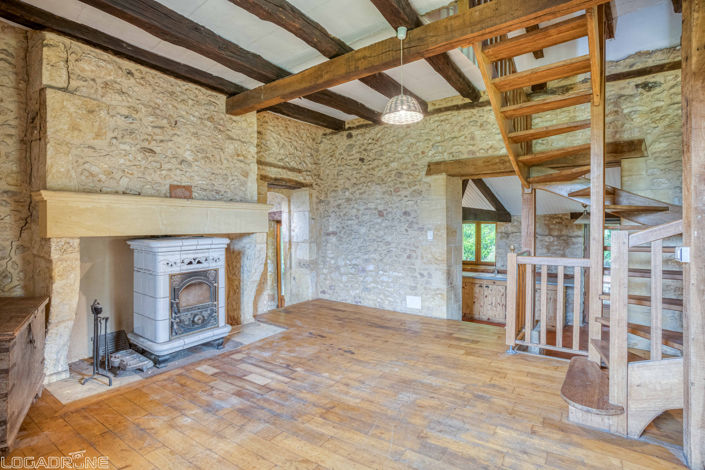 Image No.10-4 Bed House for sale