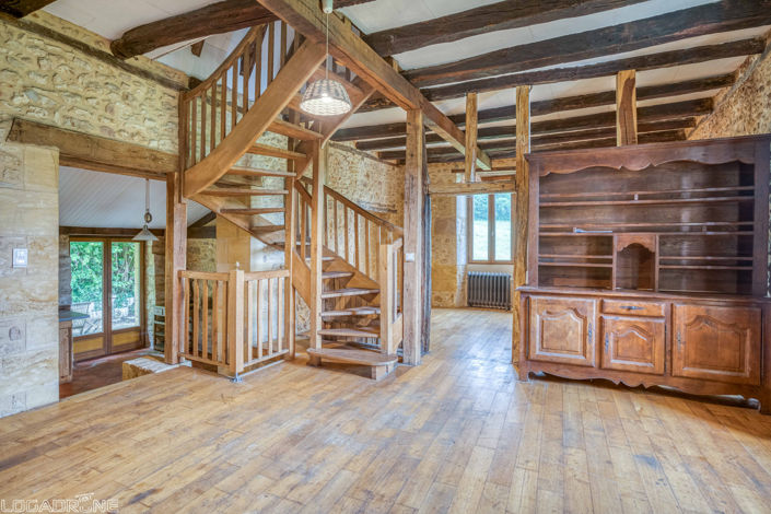 Image No.14-4 Bed House for sale