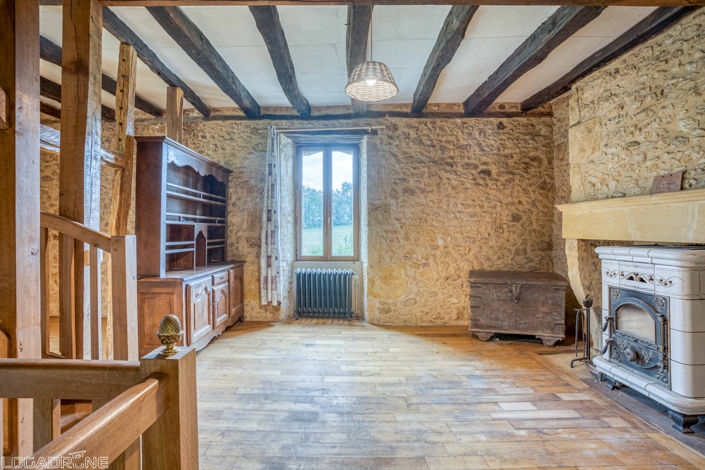 Image No.15-4 Bed House for sale