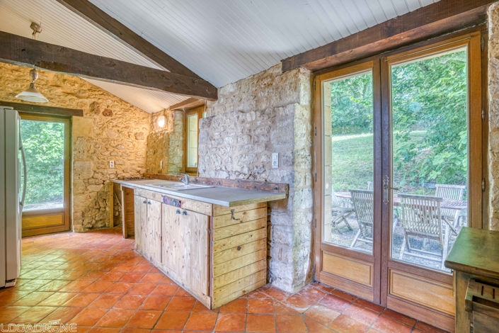 Image No.16-4 Bed House for sale