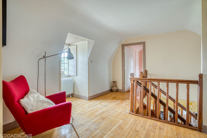 Image No.12-4 Bed House for sale