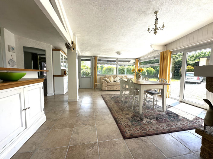 Image No.8-3 Bed House for sale