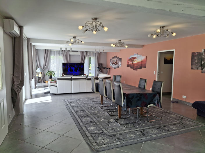 Image No.3-7 Bed House for sale