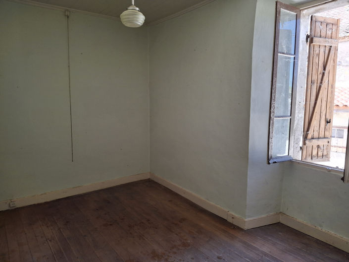 Image No.11-2 Bed House for sale