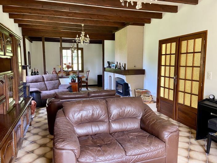 Image No.15-4 Bed House for sale