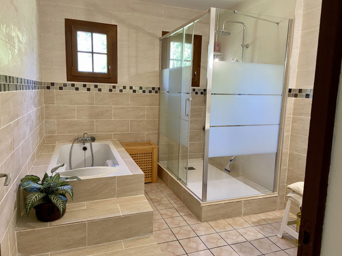 Image No.3-4 Bed House for sale