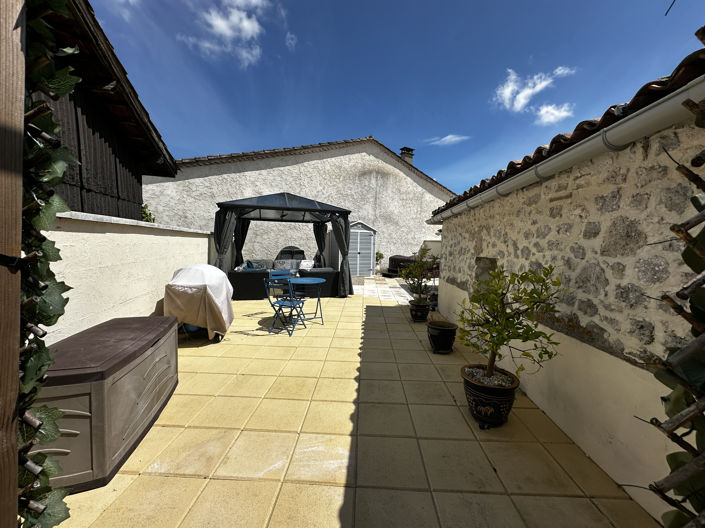 Image No.15-3 Bed House for sale